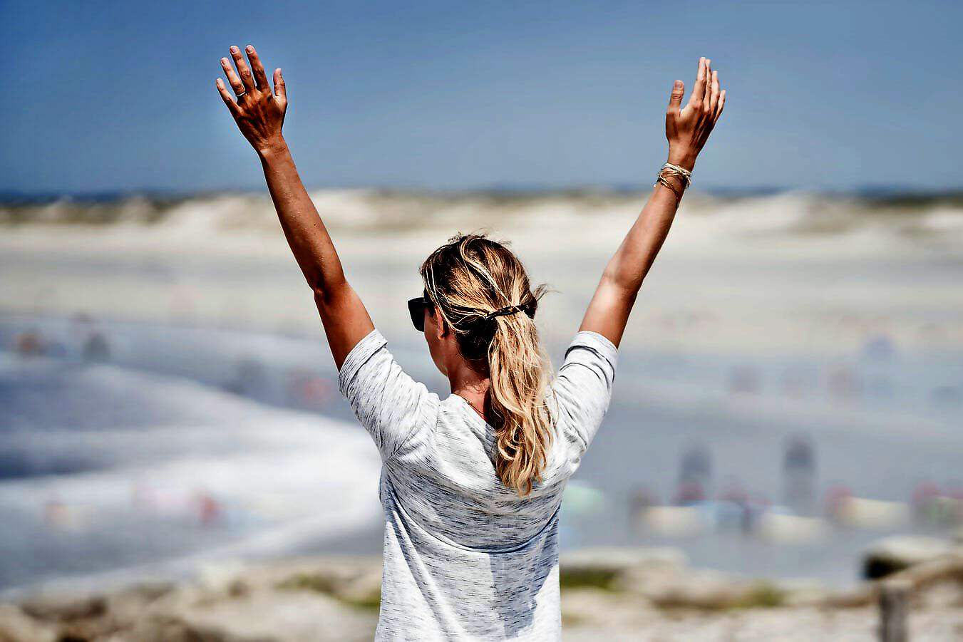 Cover C(0704) (0704) (0884) (0884) (0884) (0884) (0884)