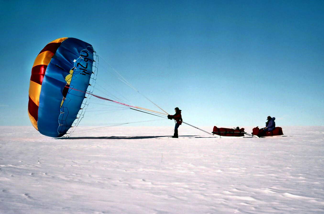 Cover C(2032) (2032) (2212) (2212) (2212) (2212) (2212) (2034) (2034) (2034) (2034) (2034)